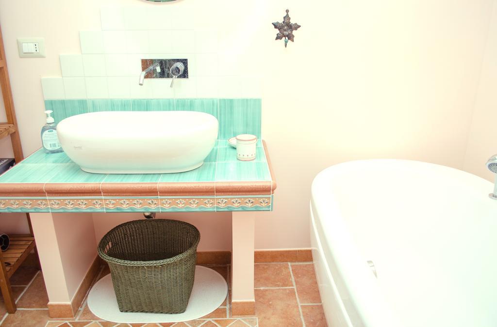 Hausclaudia Guest House Cerveteri Bagian luar foto